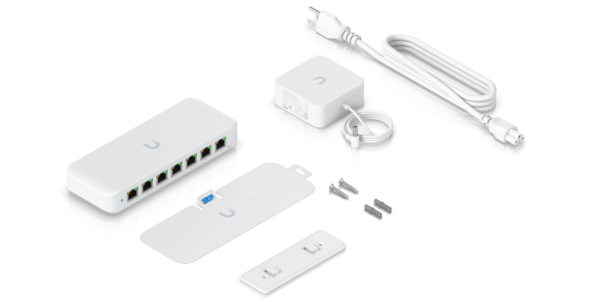 Ubi UNIFI 8 Port PoE Switch cdn.ecomm .ui 3