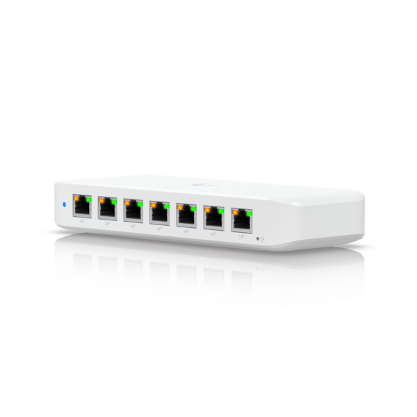 Ubi Unifi 8 Port PoE Switch image 6