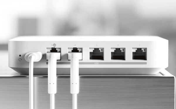 Ubiquiti Unifi Cloud Gateway Max cdn.ecomm .ui 1